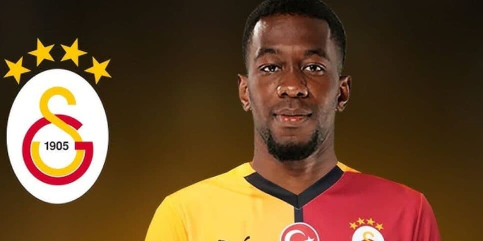 Carlos Cuesta defende o Galatasaray (Reprodução: Divulgação) Carlos Cuesta defende o Galatasaray (Reprodução: Divulgação)