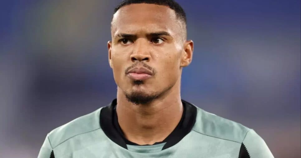 Substituto de John? Botafogo assina com goleiro estrela do Barcelona até 2027