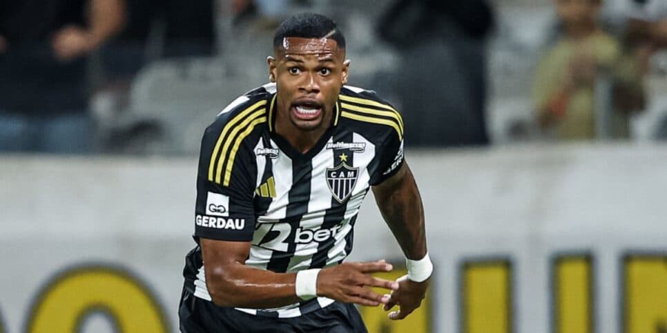 Gigante prepara PIX de R$30M para arrancar Junior Santos do Atlético-MG