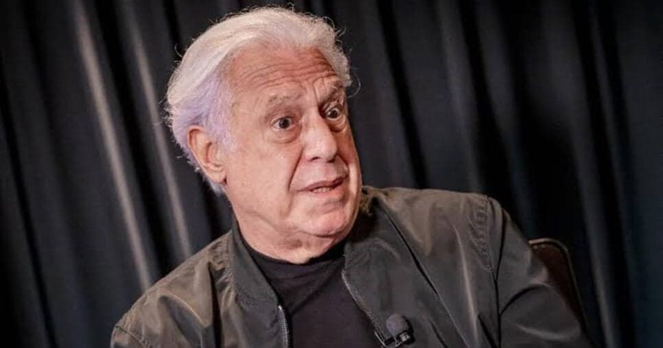 Discreto, Antônio Fagundes vive relação com colega da Globo 30 anos mais jovem e fotos revelam identidade