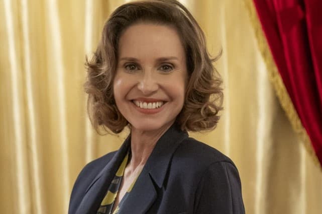 Sônia (Paula Burlamaqui) em Êta Mundo Melhor! (Foto: Reprodução / Globo)
Sônia (Paula Burlamaqui) em Êta Mundo Melhor! (Foto: Reprodução / Globo)