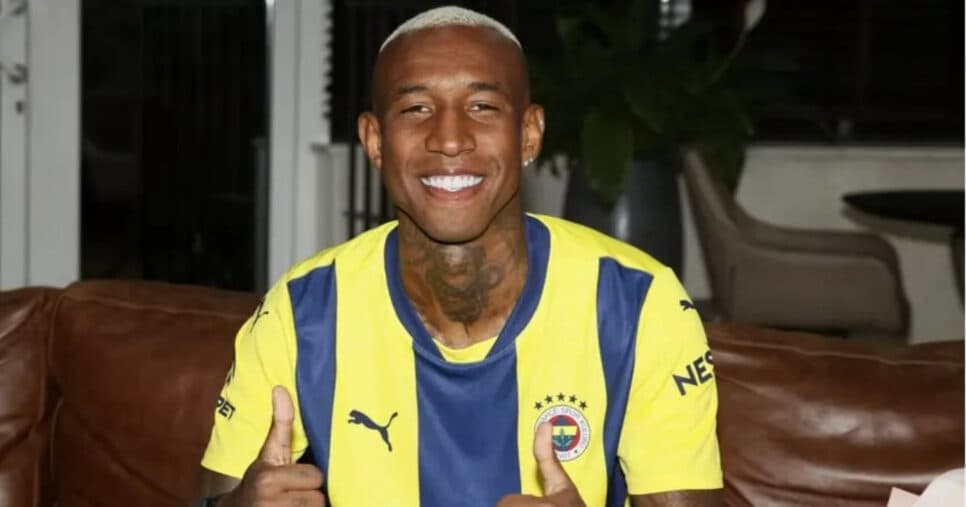 Salário de R$3,5M: Talisca diz SIM para vestir azul até junho de 2026