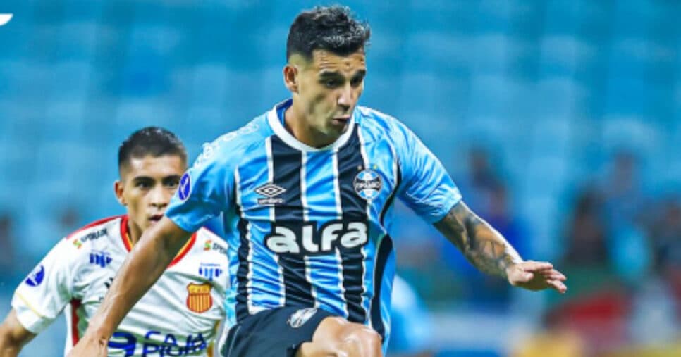 R$ 38M e para dar adeus a Cristaldo: Grêmio sofre pressão para vender melhor jogador