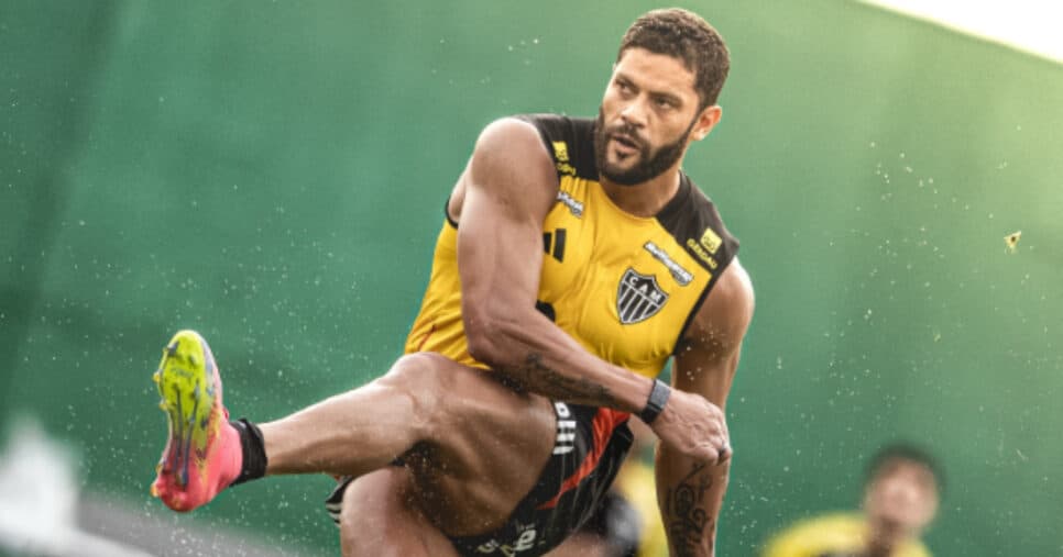 "Decidi": Hulk crava futuro no Atlético-MG e decisão sobre saída está selada