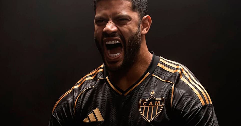 Paulo Bracks informa força-tarefa no Atlético-MG por volante titular para jogar com Hulk em 2026
