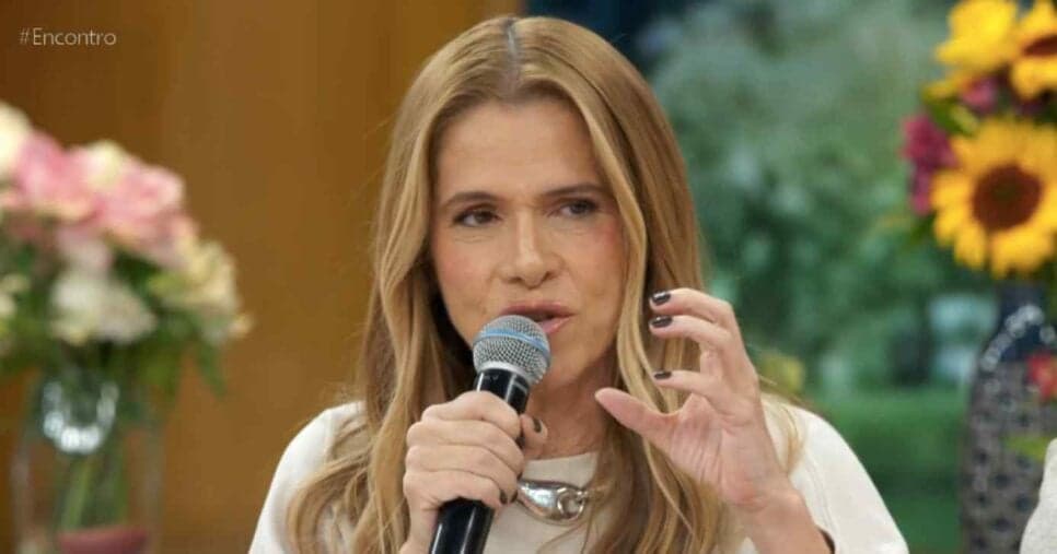 Ingrid Guimarães entrega situação com objeto íntimo no Encontro e admite vídeo para homem: "Bota isso aqui"