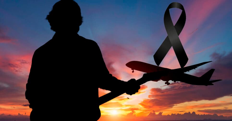 Luto na música: Avião cai em grave acidente, deixa 3 mortos e cantor famoso é uma das vítimas
