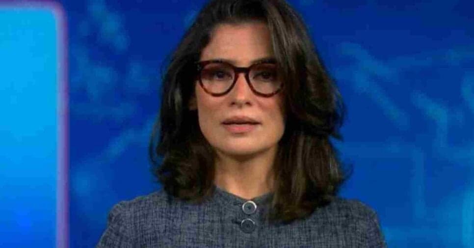 Renata Vasconcellos no Jornal Nacional (Foto: Reprodução / Globo)