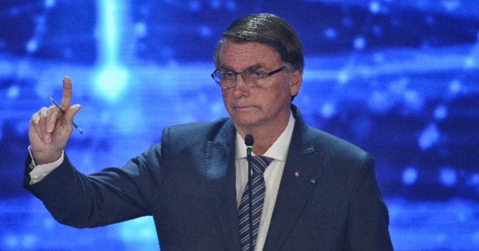 É grave? Bolsonaro é submetido a nova cirurgia e diagnóstico vem à tona