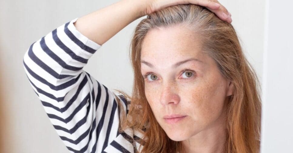Fim do cabelo branco: Tinta natural traz efeito imediato e prolongado