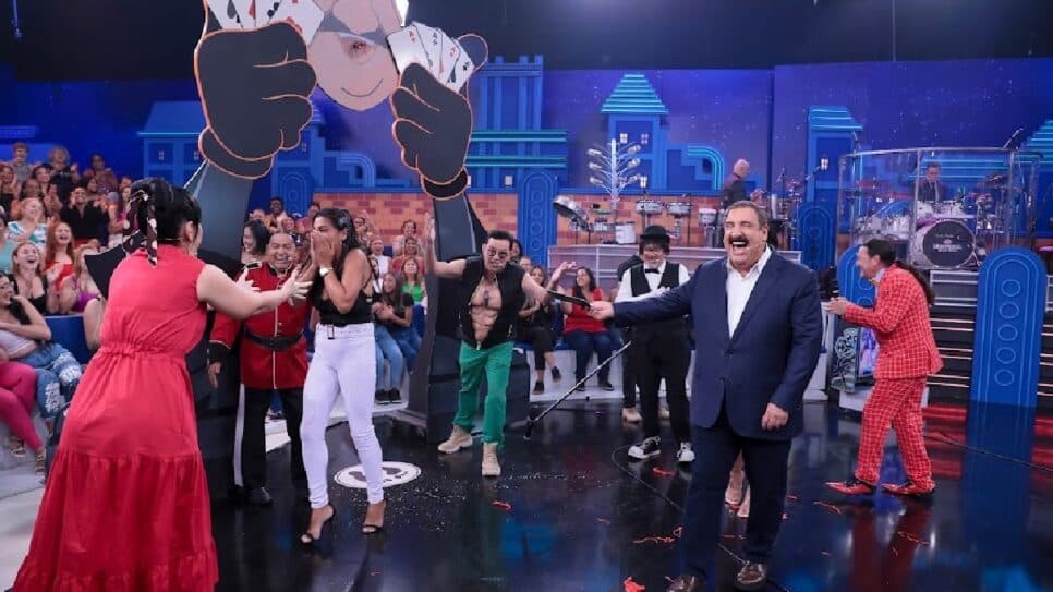 Programa do Ratinho traz emoção e diversão com os quadros de sucesso “Dez ou Mil” e “Gol Show”