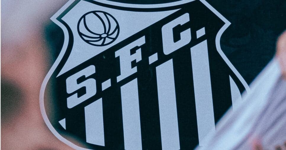 Craque de R$ 9M bate martelo no Santos e comunica sobre adeus após reunião com Vojvoda