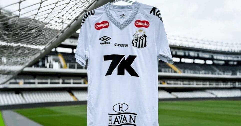 Xerifão da zaga comunica adeus no Santos em 2025: “Piores da minha carreira”