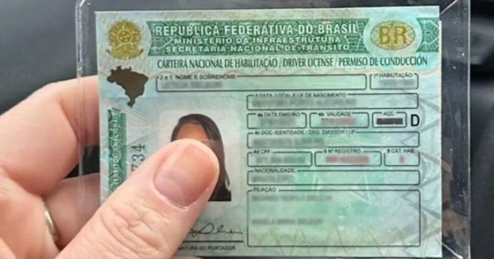 Tchau, CNH e IPVA: Lei de trânsito traz 5 veículos que dispensam documento e pagamento do imposto