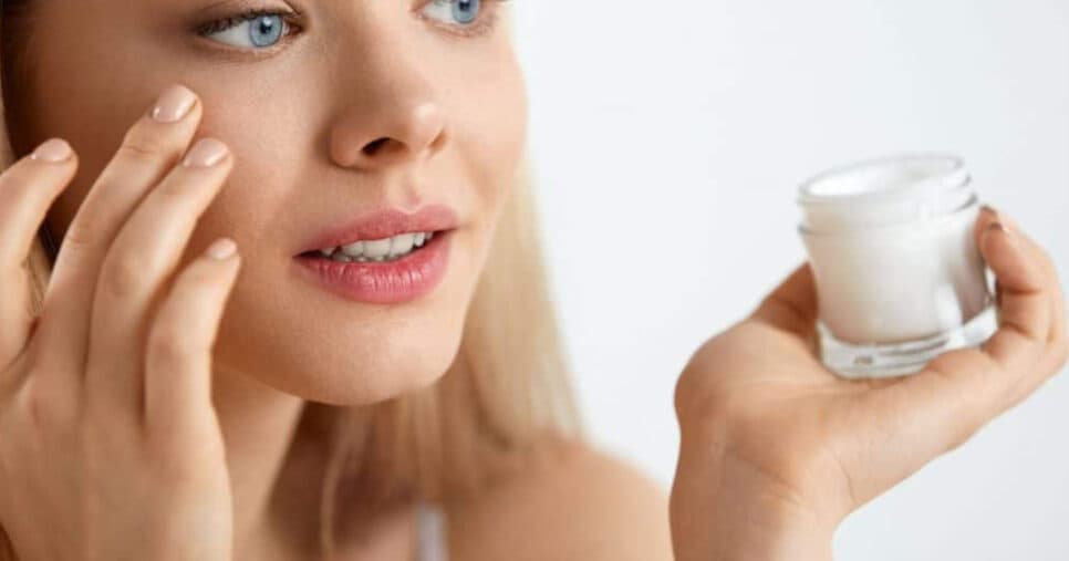 Mais potente que botox: Mistura caseira elimina as rugas e turbina colágeno com 1 ingrediente