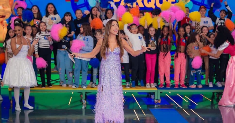 Programa Silvio Santos garante a vice-liderança isolada