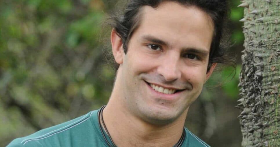 Lembra de Iran Malfitano, galã da Globo? Fora da TV, ele está grisalho e irreconhecível hoje