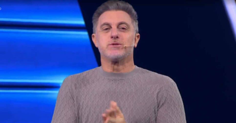 Luciano Huck paralisa Domingão, toma atitude que nem a Globo esperava e deixa Brasil incrédulo: "Jamais"
