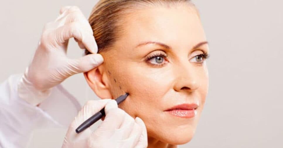 Volta no tempo: Lifting facial caseiro pode disparar o colágeno no rosto e revitaliza a pele das idosas de 60