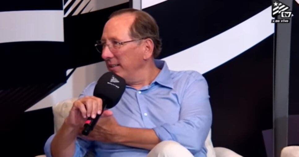 John Textor autoriza e rival do Botafogo negocia com Savarino e Marlon Freitas para 2026