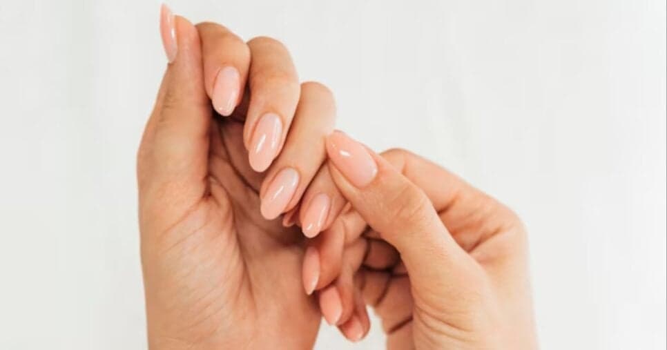 Fortes e resistentes por mais de 30 dias: Qual é o melhor formato de unhas para evitar a quebra