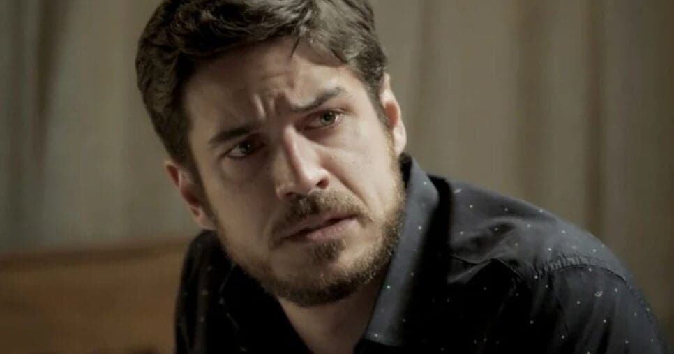 Lembra de Zeca de A Força do Querer? Galã da Globo se afastou das novelas e é casado com homem