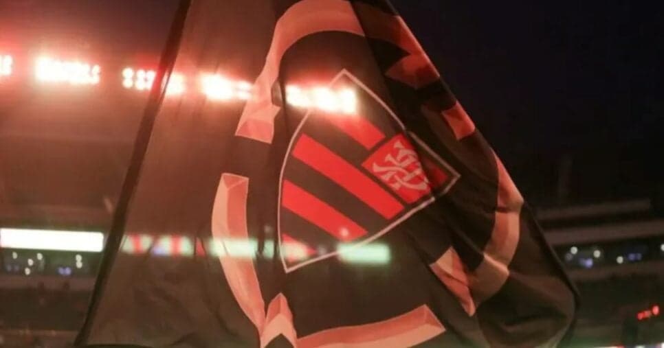 Flamengo libera cheque de R$ 100M para assinar com pacotão de 3 craques em 2026