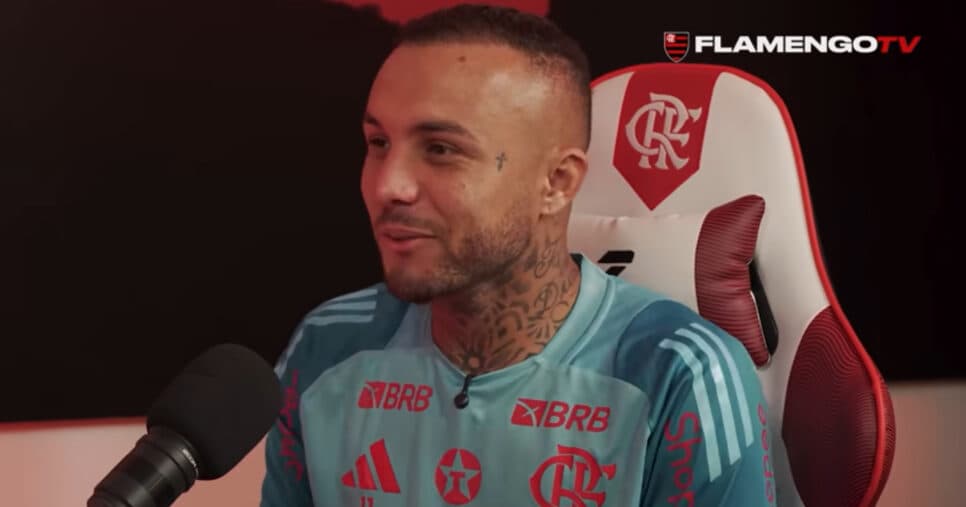 Gigante da Série A intensifica negociação para arrancar Everton Cebolinha do Flamengo em 2026