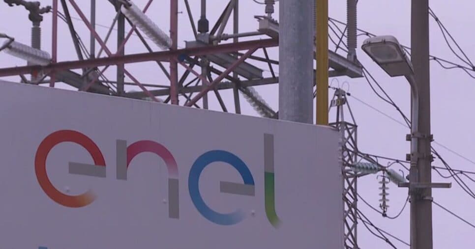 Governos Lula, Tarcísio e Nunes pedem fim da Enel em SP; o que pode mudar na conta de luz?