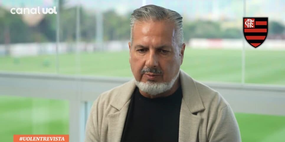 José Boto comunica Filipe Luís e acerta venda de atacante de R$ 31,7M no Flamengo