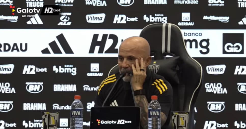 Sampaoli é avisado sobre saída de centroavante no Atlético-MG e adeus é confirmado 