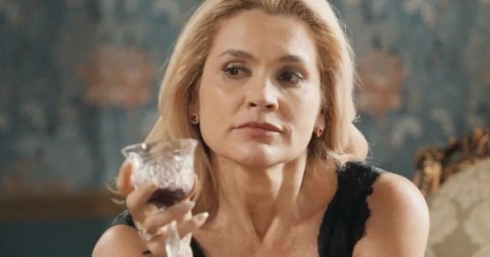 Além do incêndio: Sandra prepara novos assassinatos em Êta Mundo Melhor!