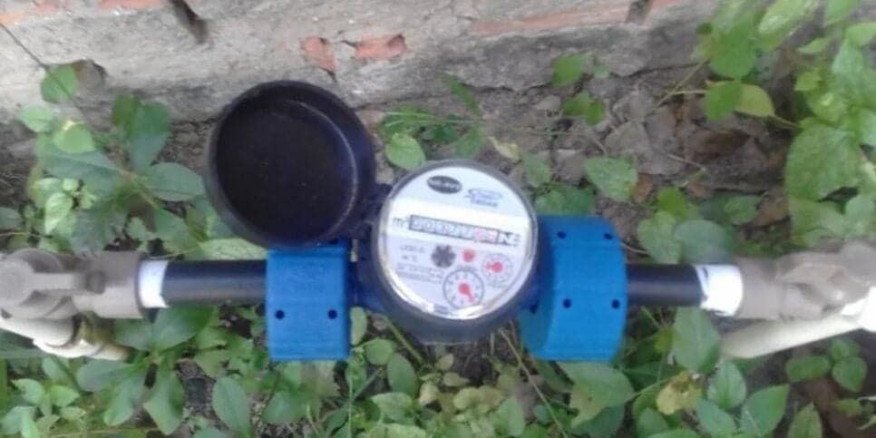 Hidrômetro instalados na áreas externas podem sofrer danos e furtos (Reprodução: Divulgação)