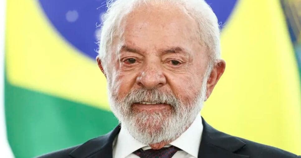 Lula passa por cirurgia e estado de saúde é atualizado hoje 30/01