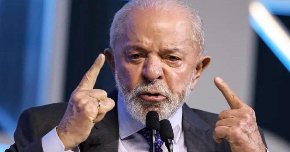 Lula fala sobre drama com hemorragia e risco de coma: "Chorando"