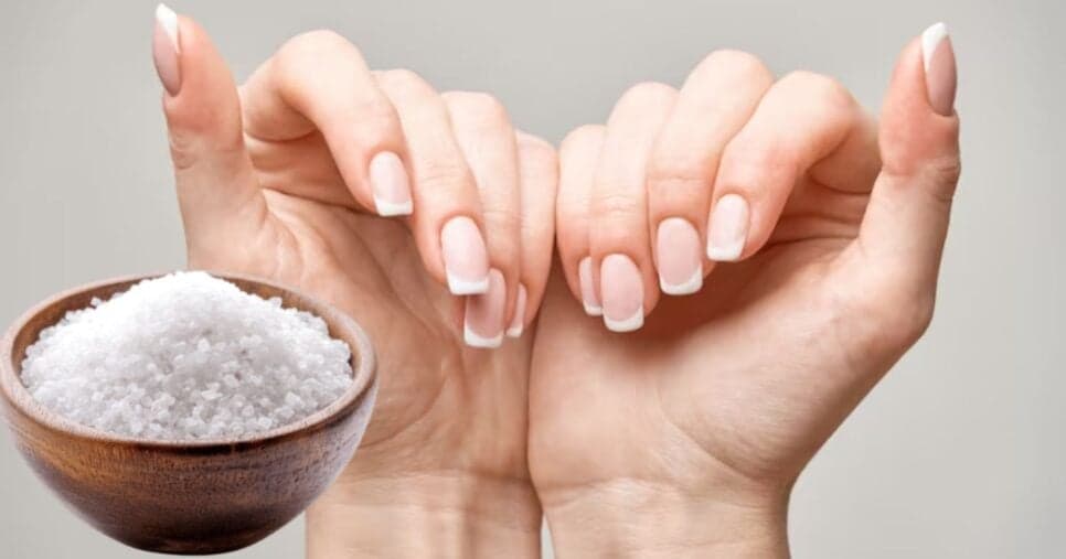 Como fazer solução caseira com sal para deixar unhas inquebráveis
