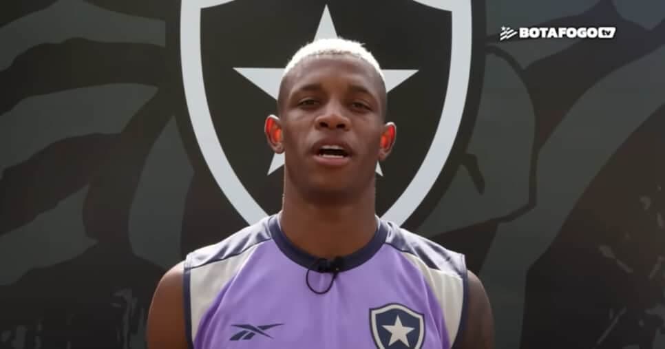 Textor está ciente no Botafogo: Danilo bate martelo e define onde quer jogar em 2026
