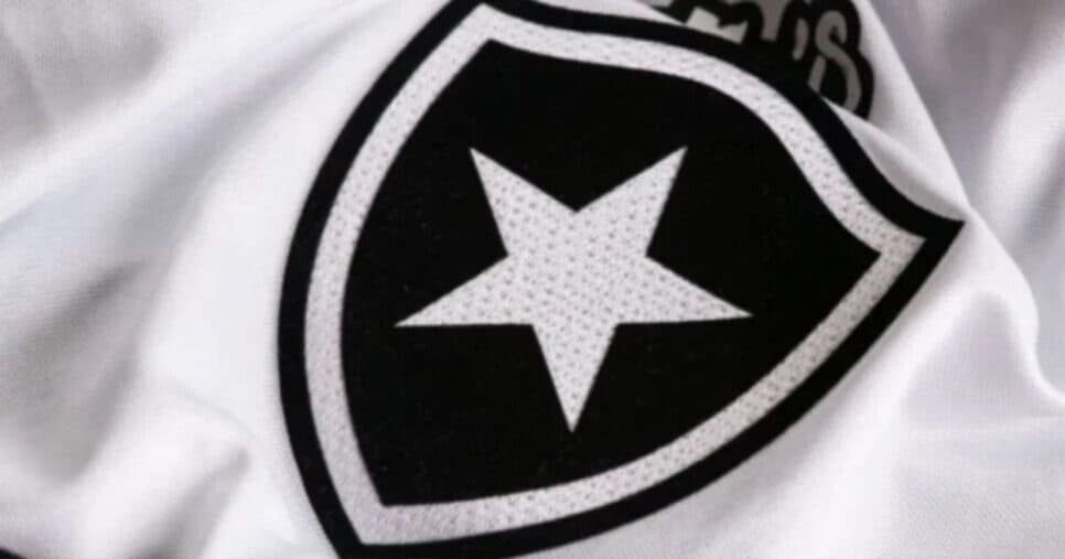 Botafogo negocia contratação de atacante de R$ 48 milhões para o elenco de Martín Anselmi
