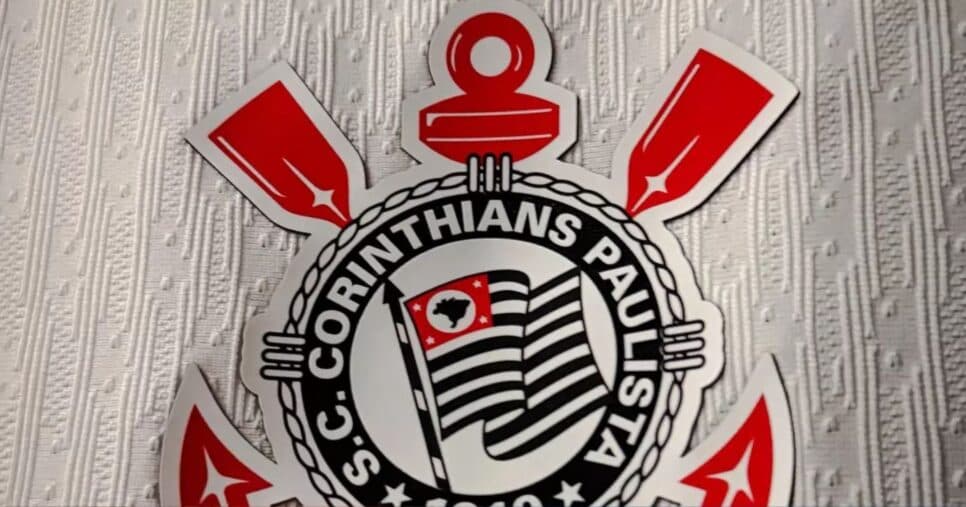 Dorival Júnior aprova e Corinthians avança com reforço de R$ 255 milhões para 2026