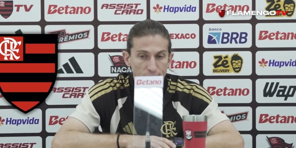 Filipe Luís é avisado sobre atacante de R$48M fora no Flamengo
