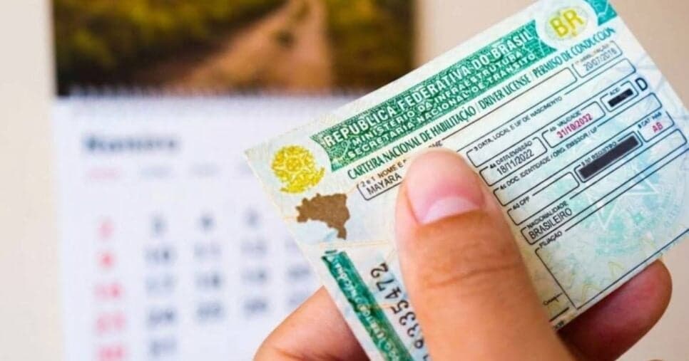 Esqueci a CNH física e fui parado apenas com a digital: Veja o que diz a lei hoje (12/04)