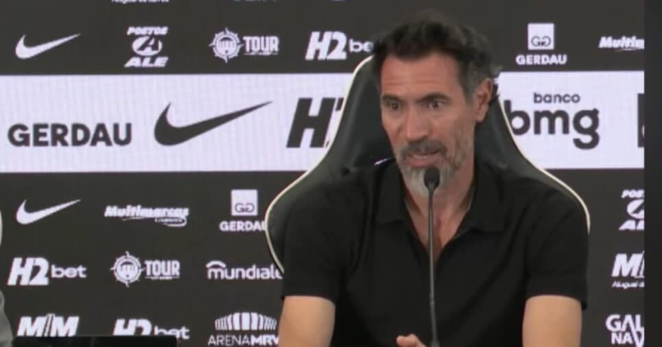 Eduardo Domínguez é atualizado no Atlético-MG com negociação de R$28M por meio-campista