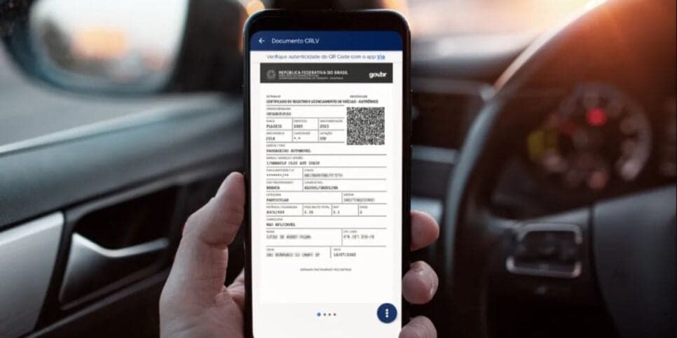 Licenciamento disponível no aplicativo da CNH do Brasil (Reprodução: Divulgação)