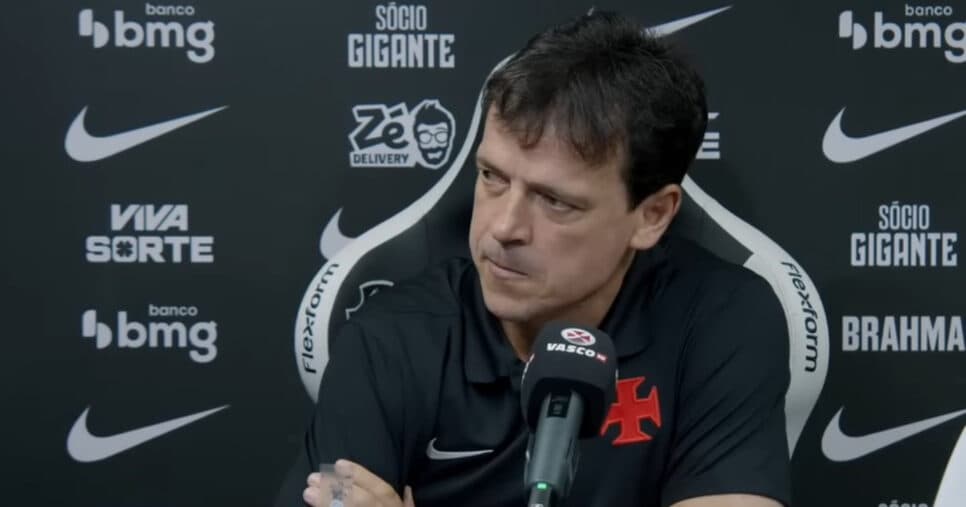 Dupla de Coutinho e exigência de Diniz: Vasco busca contratação de um meio-campista