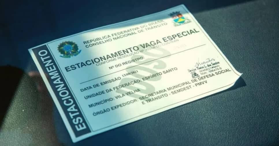 Guia para solicitar: Cartão traz benefício aos idosos 60+ em estacionamentos de todo o Brasil