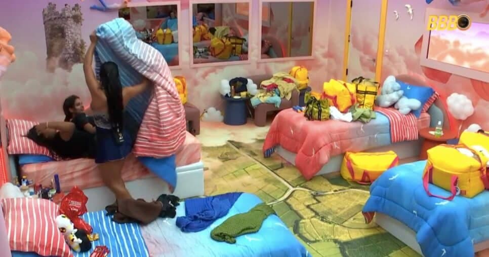 Chaiany, Marciele e Gabriela no BBB26 (Foto: Reprodução / Globo)