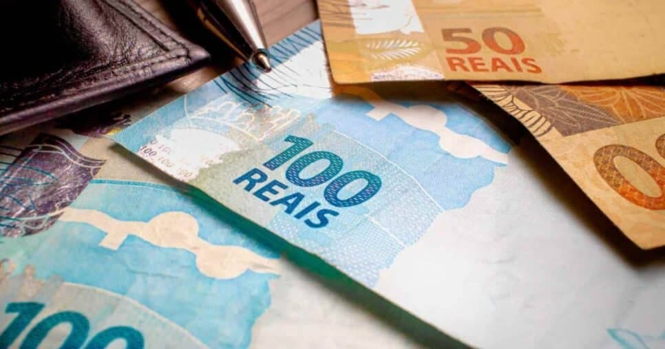 Governo estadual confirma reajuste de 5,4% no salário de milhares de trabalhadores em 2026