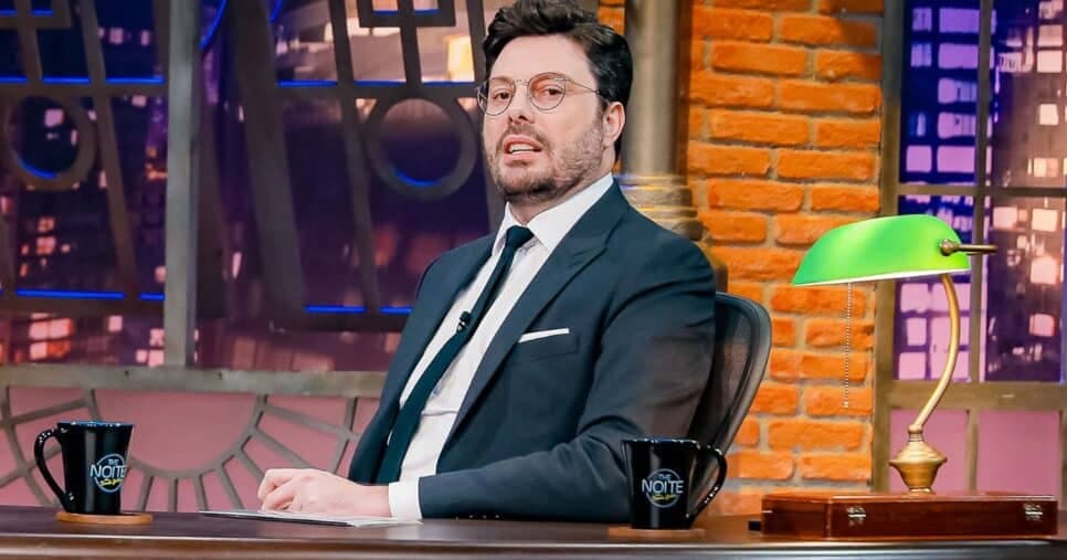 Danilo Gentili emite comunicado após 12 anos no SBT e confirma nova fase