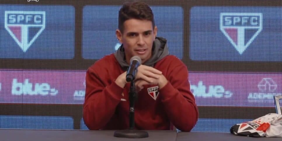 Oscar, ex-São Paulo, acaba de assinar contrato com gigante no Brasil hoje (21)