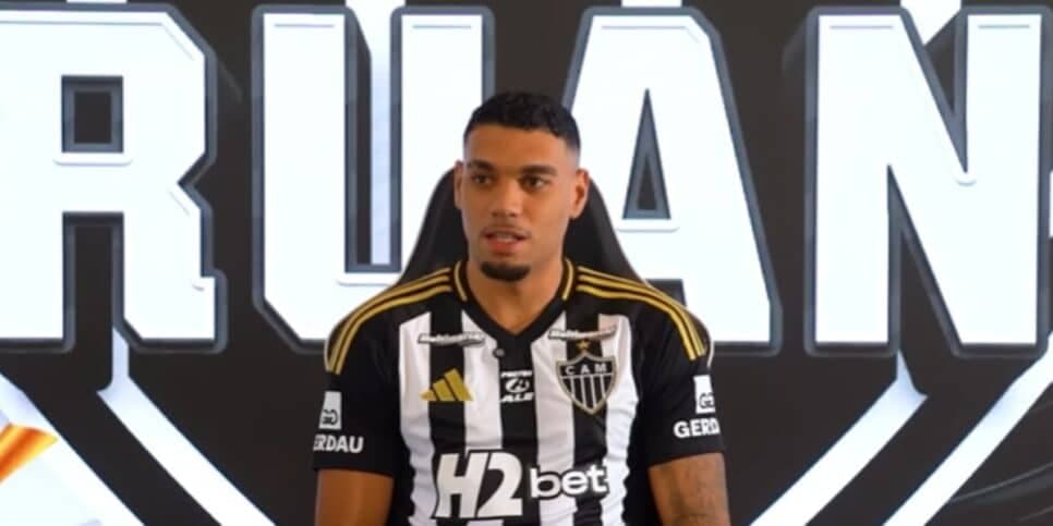 Ruan Tressoldi suspenso no Atlético-MG (Reprodução: Youtube)